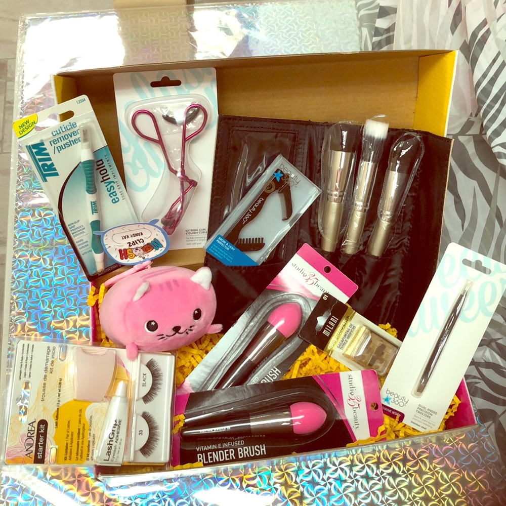Great Lot of beauty 13 pz all for $38.00